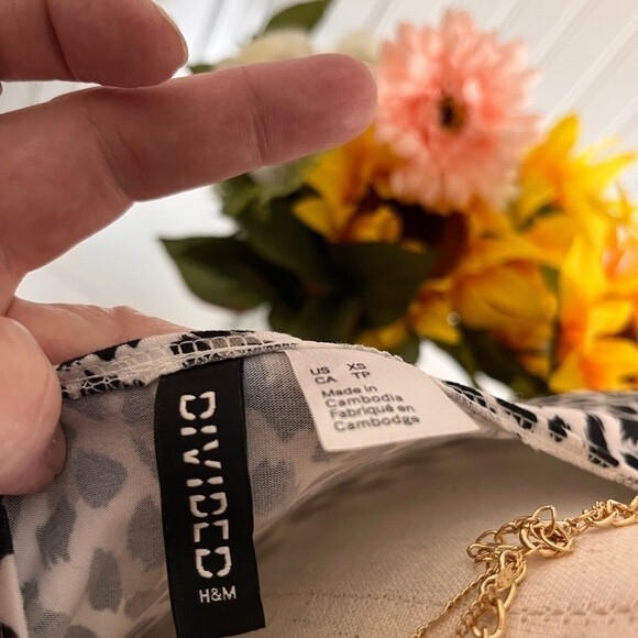 Leopard Black & White Print Wrap Dress - Picture 4 of 5